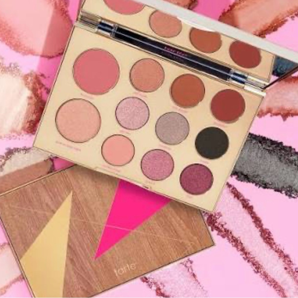 Tarte Busy Gal Goals Eye and Cheek Pallete
